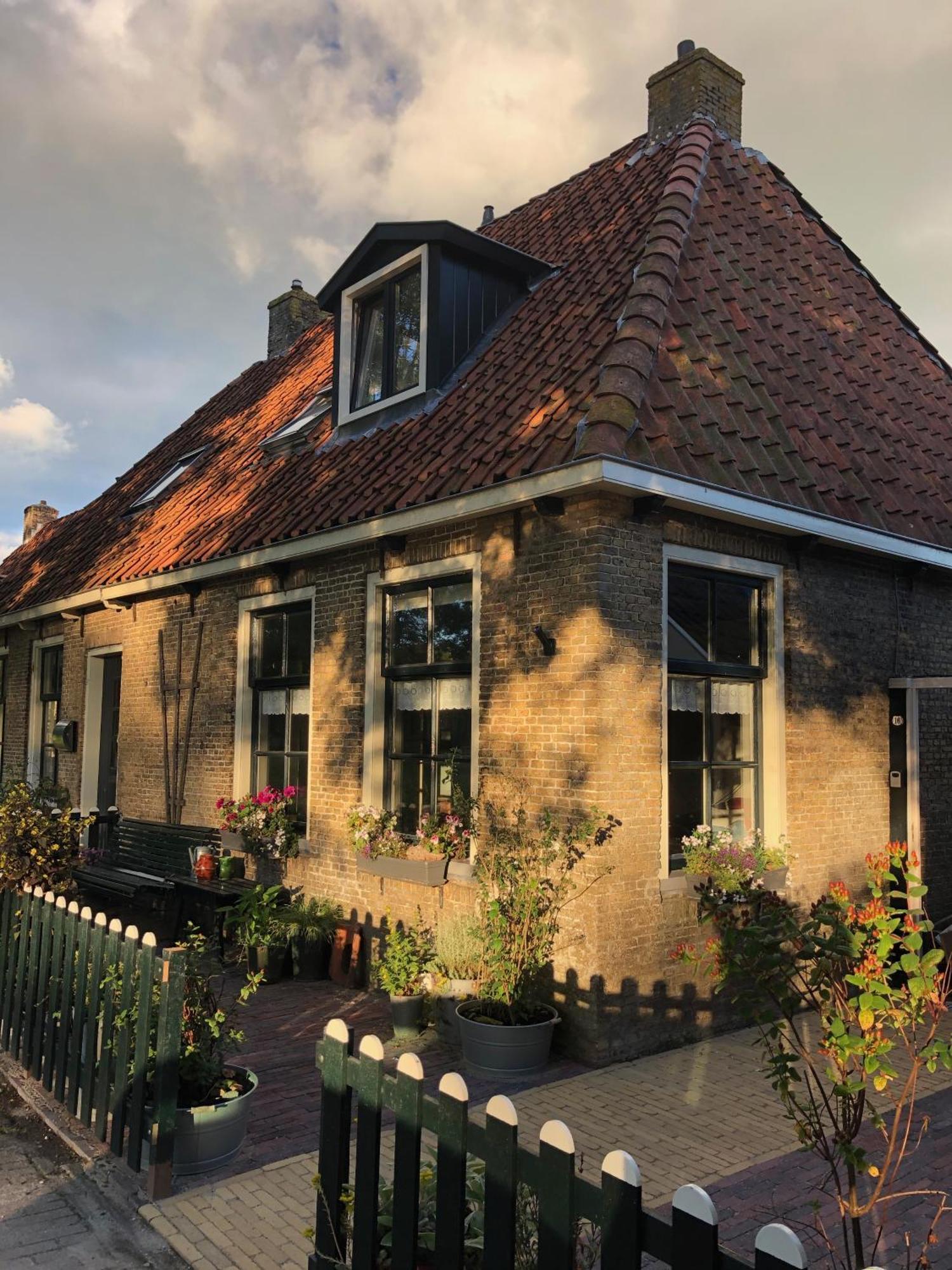 Vakantiehuis In Friesland Voor De Hele Familie Huns Экстерьер фото